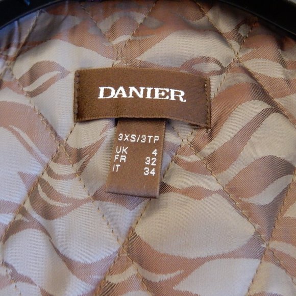 Danier deep purple Genuine Leather winter jacket in size 3XS - Picture 6 of 14